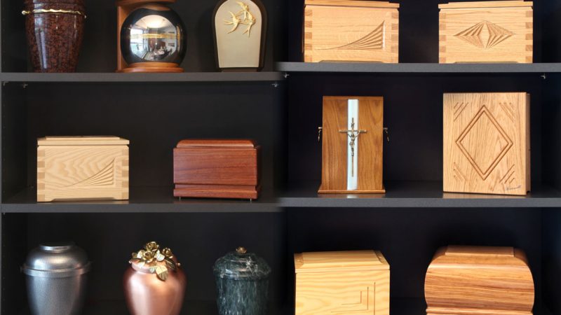 Urna Cineraria: Tutto sulla urna funebre, Prezzi e Curiosità