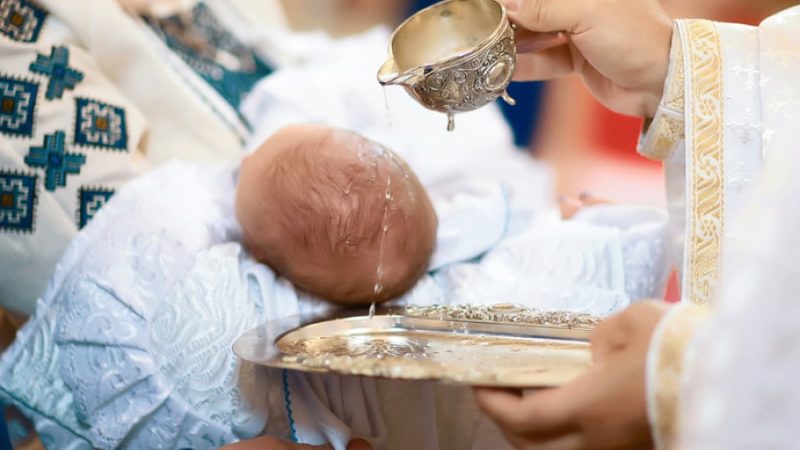 Come si fa il Battesimo